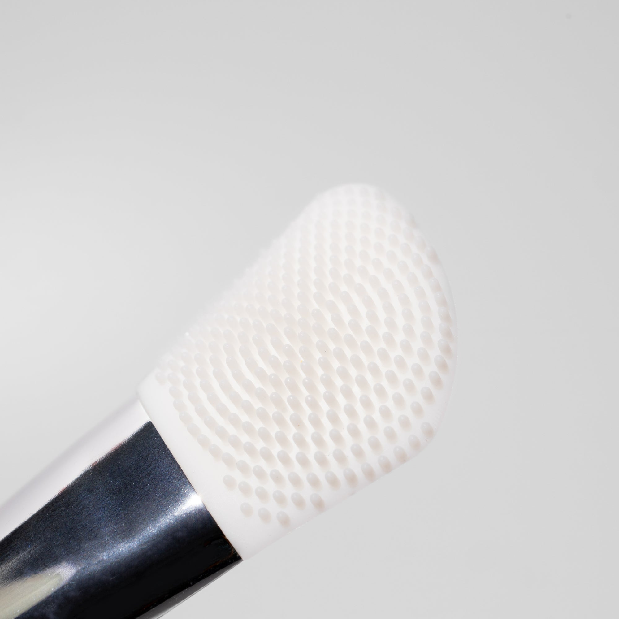 Dual - Sided Silicone Mask Applicator - Cosmedix