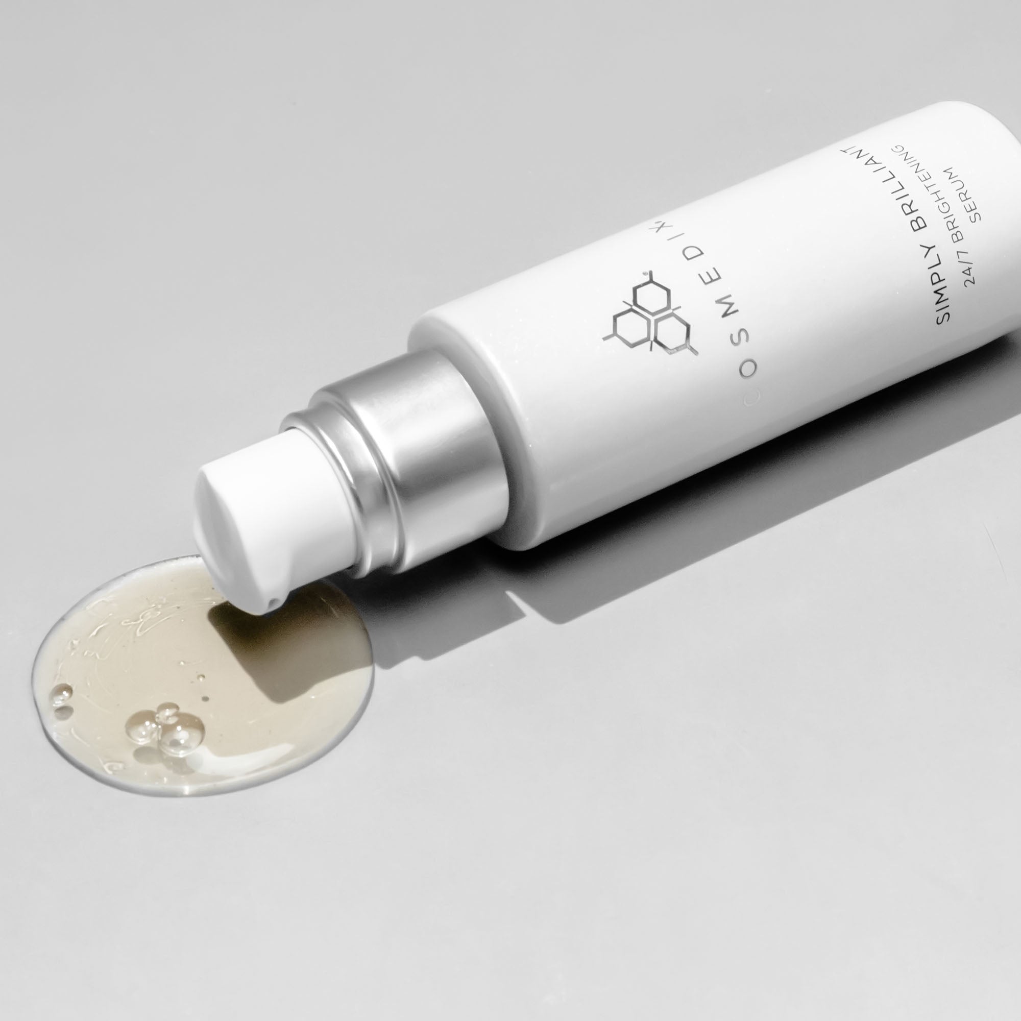 Simply Brilliant 24/7 Brightening Serum - Cosmedix